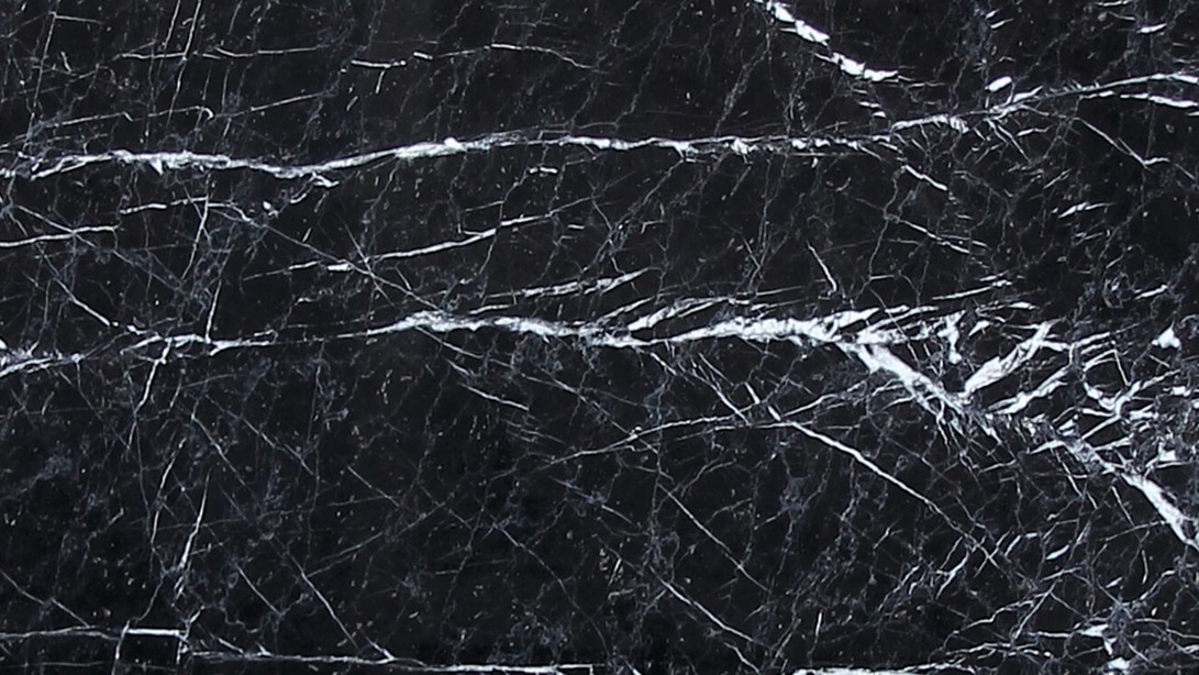 Fosforescenza Caspian Black