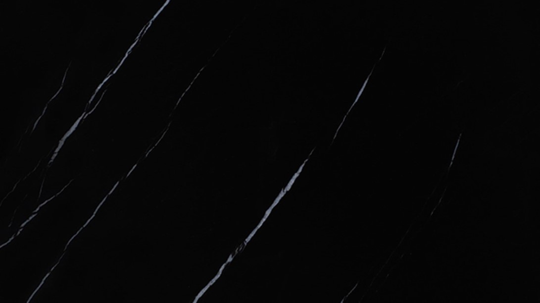 Alexandrette Black Mc